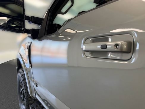 Used 2020 Ford F250 Lariat image 14