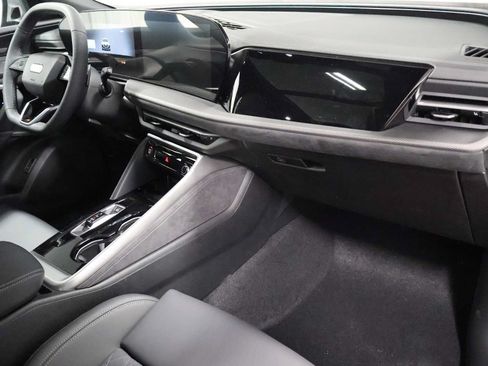 New 2026 Audi SQ5 Premium Plus AWD/4WD image 6
