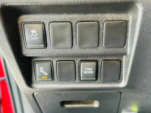Used 2019 Nissan Pathfinder SV w/ Cargo Package FWD image 17