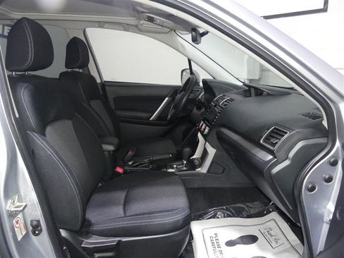 Used 2018 Subaru Forester 2.5i Premium image 23