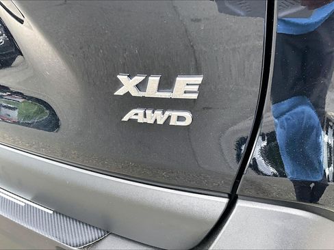 Used 2025 Toyota RAV4 XLE image 8