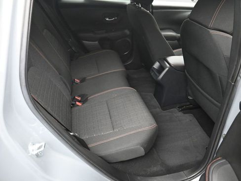 Used 2024 Honda HR-V Sport image 8