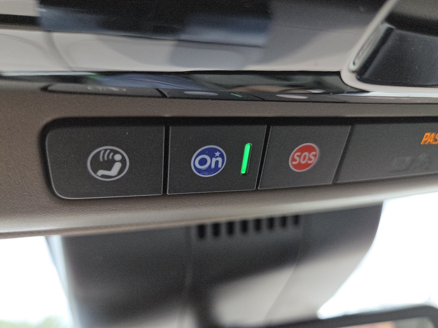 New 2026 GMC Yukon Denali w/ Sun & Power Step Package AWD/4WD image 36