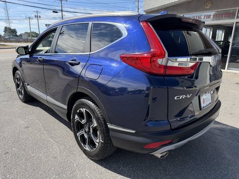 Used 2018 Honda CR-V Touring image 5