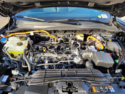 Used 2025 Ford Escape ST-Line w/ Equipment Group 301A image 22