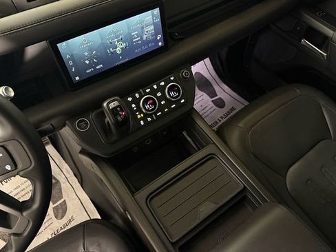 Used 2020 Land Rover Defender 110 X image 40