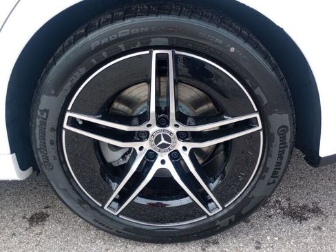 New 2025 Mercedes-Benz E 350 4MATIC Sedan image 15