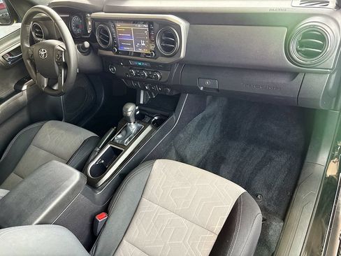 Used 2023 Toyota Tacoma TRD Sport RWD image 17