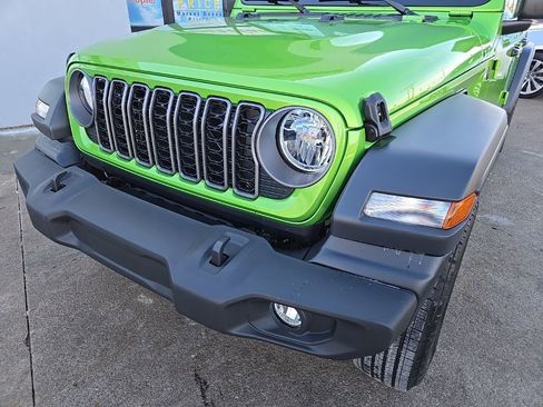 New 2026 Jeep Wrangler Unlimited Sport AWD/4WD image 18