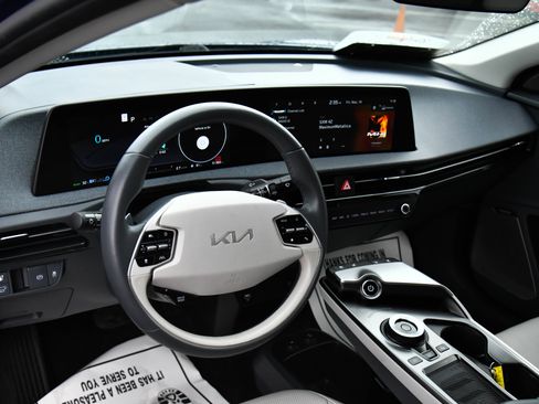 Used 2024 Kia EV6 Wind w/ Wind Technology Package image 16