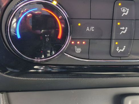 Used 2024 Buick Encore GX Sport Touring w/ Comfort Package image 22