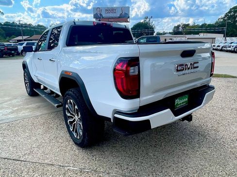 New 2026 GMC Canyon Denali image 6