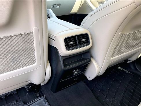 Used 2022 Mercedes-Benz GLE 350 image 12