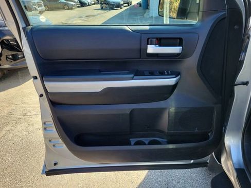 Used 2021 Toyota Tundra SR5 w/ SR5 Upgrade Package image 7