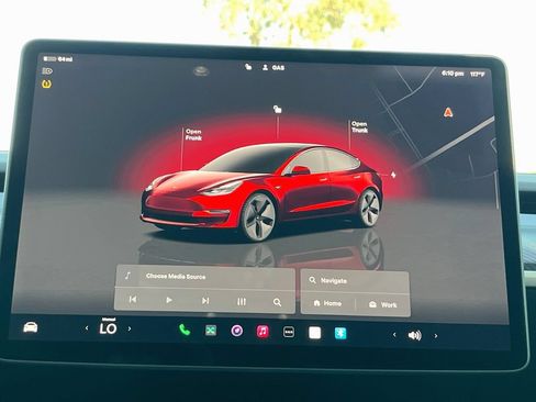 Used 2023 Tesla Model 3 Standard Range RWD image 14