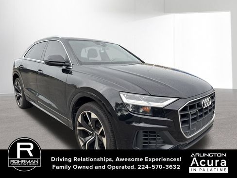 Used 2019 Audi Q8 Premium w/ Convenience Package AWD/4WD image 3