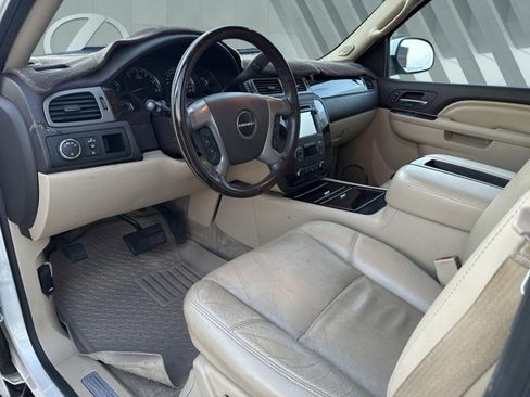 Used 2014 GMC Yukon XL Denali image 11