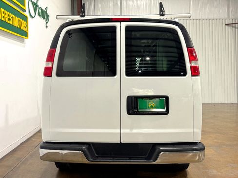 Used 2020 GMC Savana 2500 w/ Driver Convenience Package image 6