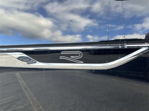 Used 2024 Volkswagen Atlas SEL Premium R-Line image 11