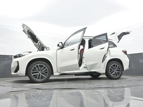 Used 2023 BMW X1 xDrive28i w/ M Sport Package AWD/4WD image 66