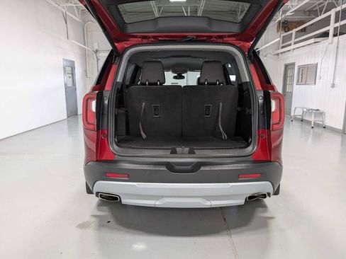 Certified 2023 GMC Acadia SLT AWD/4WD image 39