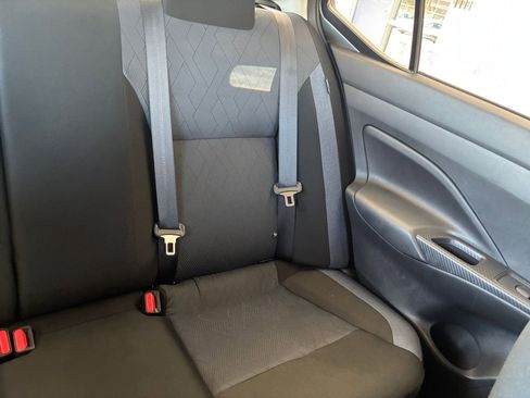 Used 2025 Nissan Versa SV FWD image 41