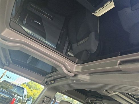 Used 2024 GMC Hummer EV 2X image 16