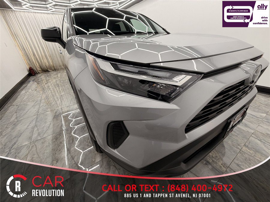 Used 2025 Toyota RAV4 LE AWD/4WD image 52