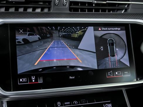 Used 2022 Audi RS 6 image 34