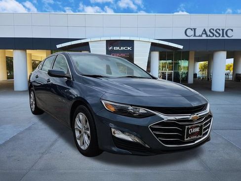 Used 2024 Chevrolet Malibu LT FWD image 1