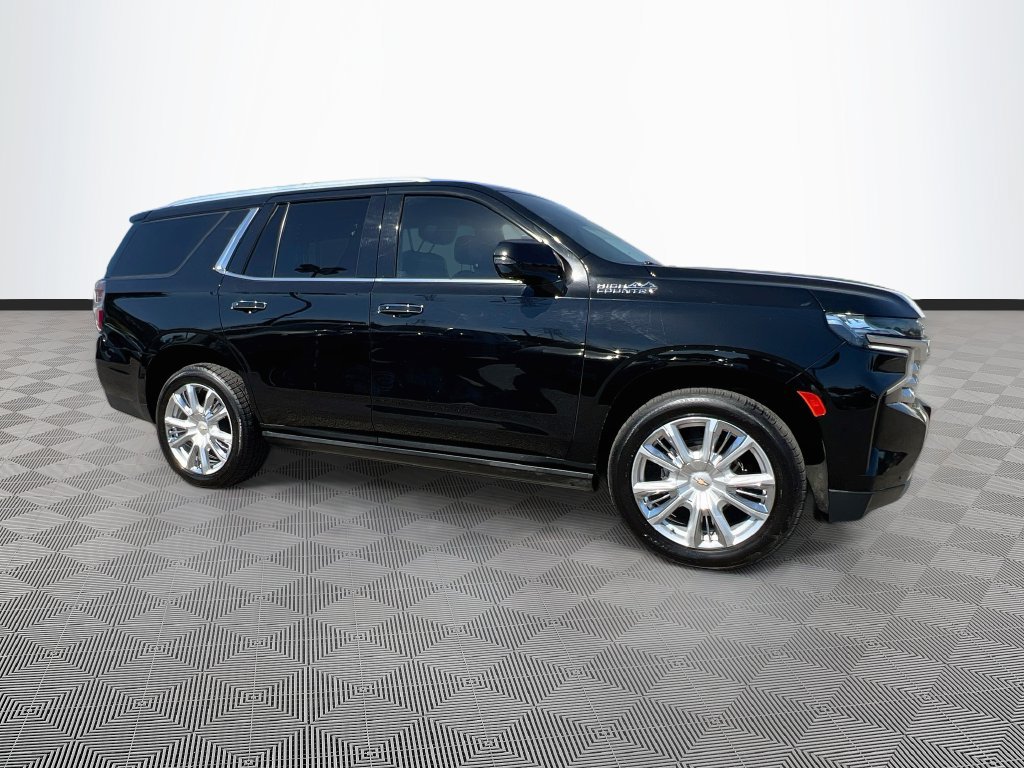 Used 2022 Chevrolet Tahoe High Country AWD/4WD image 8