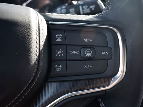 New 2026 Jeep Grand Wagoneer Summit w/ Premium Group III AWD/4WD image 35