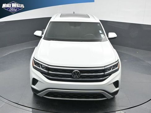 Used 2023 Volkswagen Atlas Cross Sport SE w/ Panoramic Sunroof Package FWD image 10