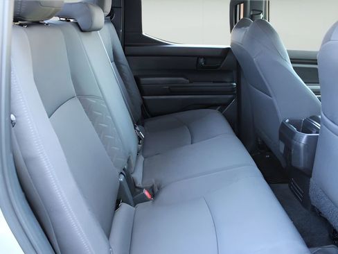 Used 2025 Toyota Tacoma SR5 AWD/4WD image 22