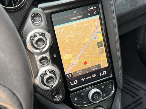 Used 2018 McLaren 720S Performance RWD image 32