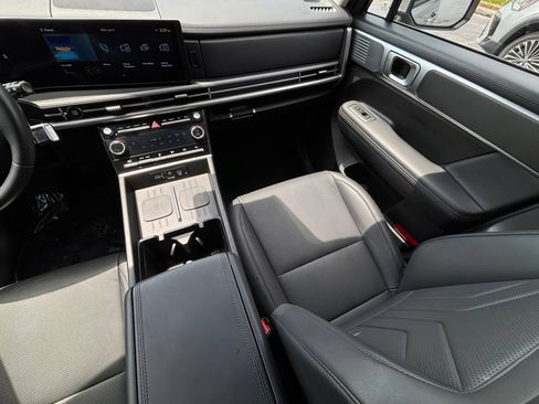 Used 2026 Hyundai Santa Fe SEL FWD image 36