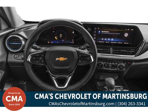 New 2026 Chevrolet Trax LT w/ LT Convenience Package FWD image 2