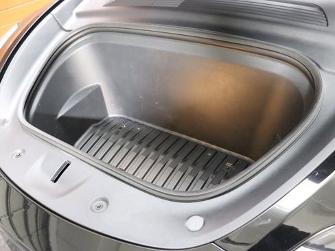 Used 2023 Tesla Model Y Long Range image 4