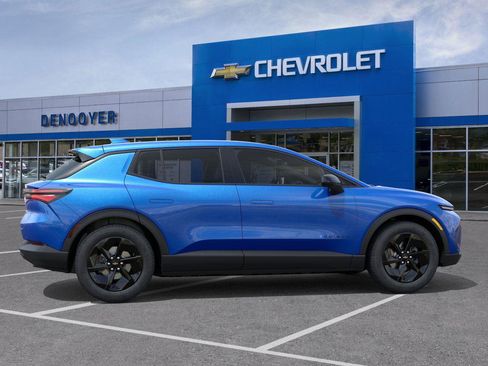 New 2026 Chevrolet Equinox EV LT image 5