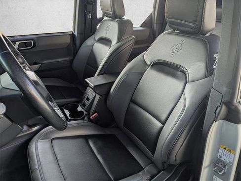 Used 2021 Ford Bronco Black Diamond AWD/4WD image 14