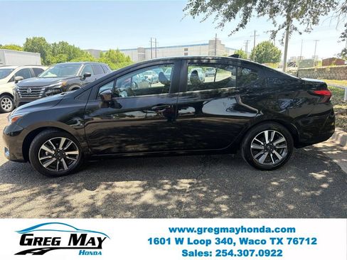 Used 2024 Nissan Versa SV FWD image 6