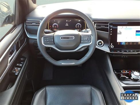 Used 2024 Jeep Wagoneer Series II image 17
