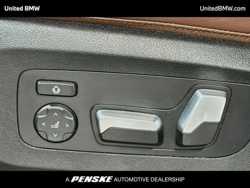 Used 2024 BMW X5 sDrive40i w/ M Sport Package RWD image 11