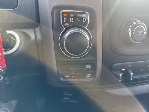 Used 2018 RAM 1500 Express w/ Express Value Package image 19