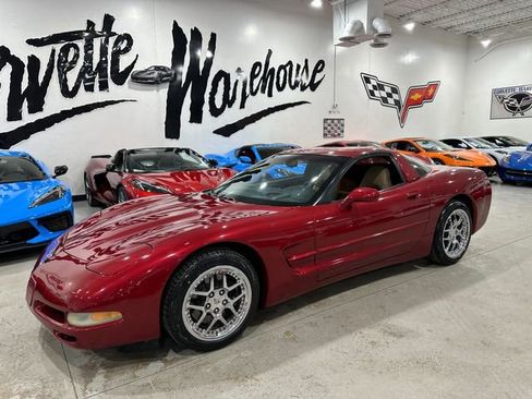 Used 2004 Chevrolet Corvette Coupe w/ Roof Package image 20