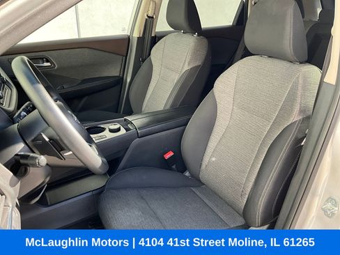 Used 2023 Nissan Rogue SV AWD/4WD image 8