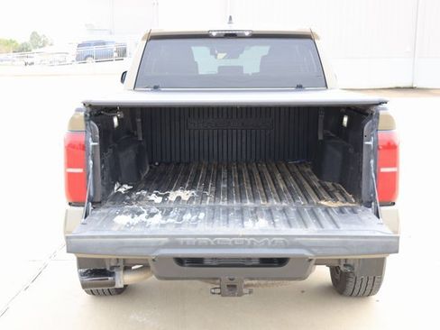 Used 2024 Toyota Tacoma TRD Sport image 8