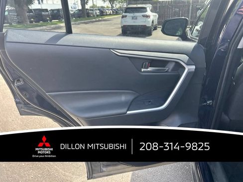 Used 2025 Toyota RAV4 XLE AWD/4WD image 8