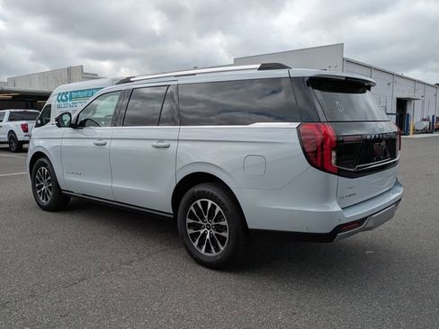 Used 2025 Ford Expedition Max Platinum AWD/4WD image 5