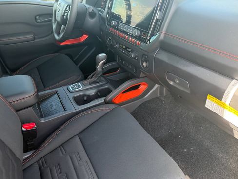 New 2026 Nissan Frontier PRO-4X w/ Pro-4x Convenience Package AWD/4WD image 10